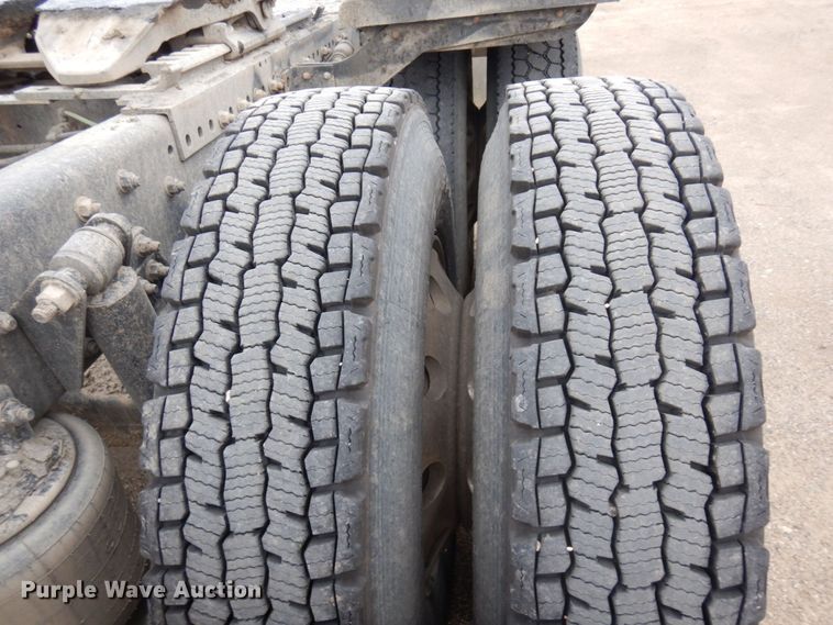 image for item MF9684 2016 Freightliner 114SD  semi truck