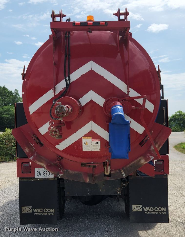 image for item MK9000 2007 International 7400  sewer jetter truck