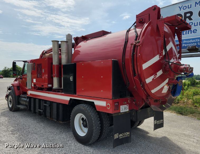 image for item MK9000 2007 International 7400  sewer jetter truck
