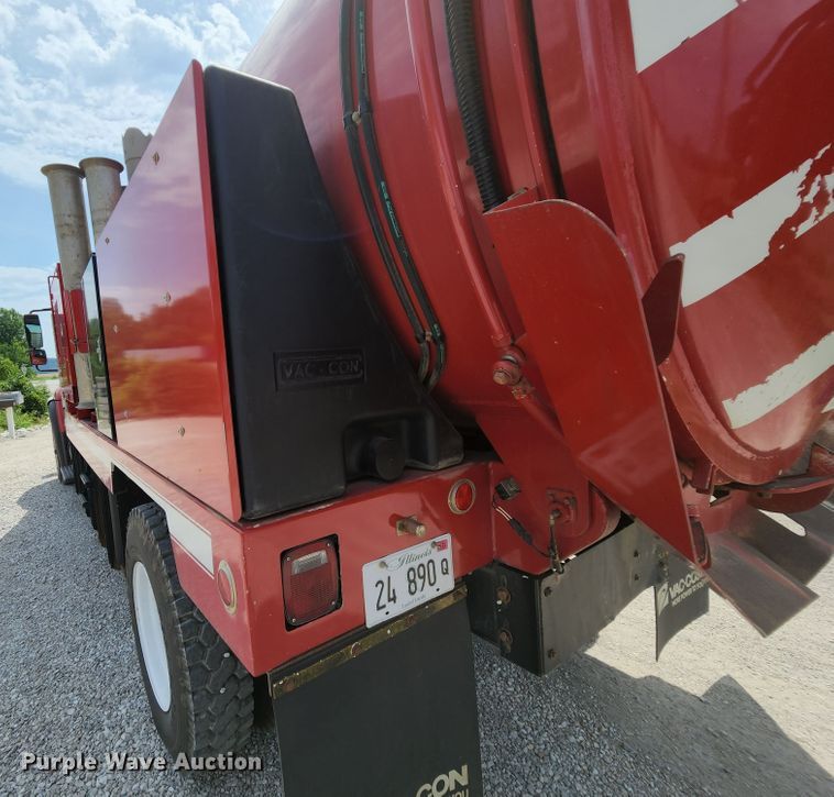 image for item MK9000 2007 International 7400  sewer jetter truck