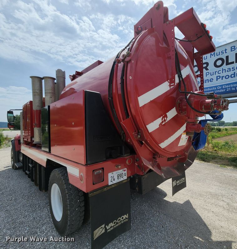 image for item MK9000 2007 International 7400  sewer jetter truck
