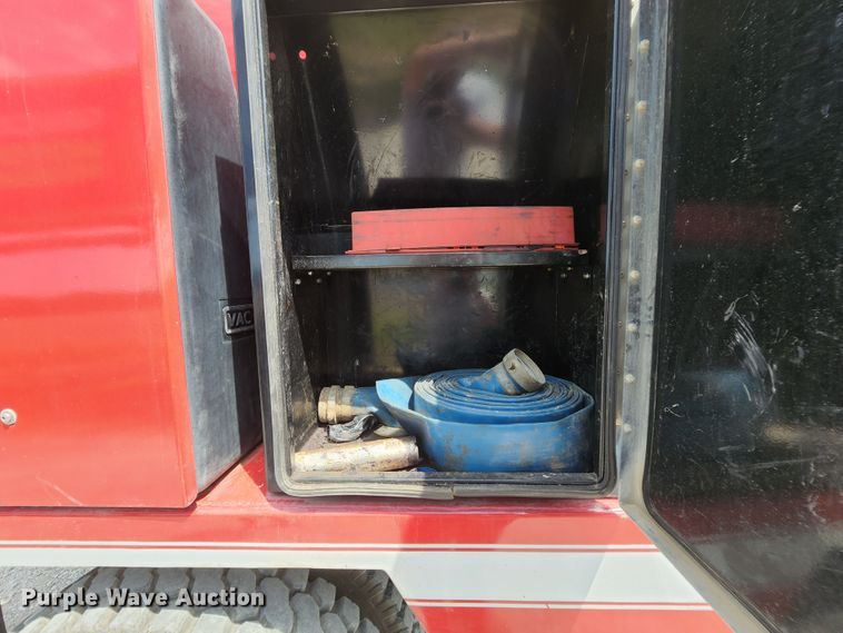 image for item MK9000 2007 International 7400  sewer jetter truck