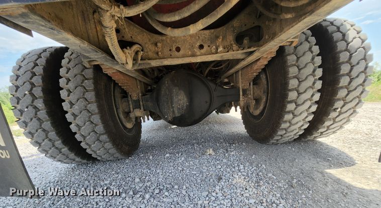 image for item MK9000 2007 International 7400  sewer jetter truck