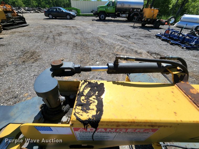 image for item MK9020 2006 Terramite TSS38  broom