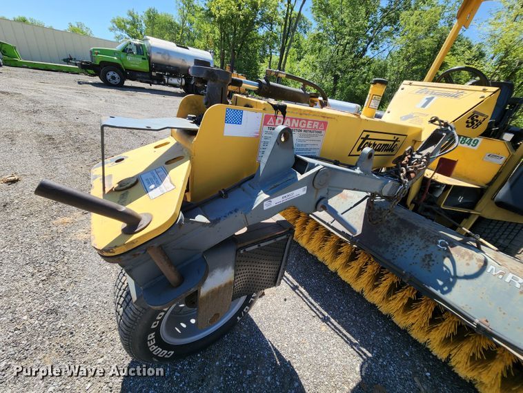 image for item MK9020 2006 Terramite TSS38  broom