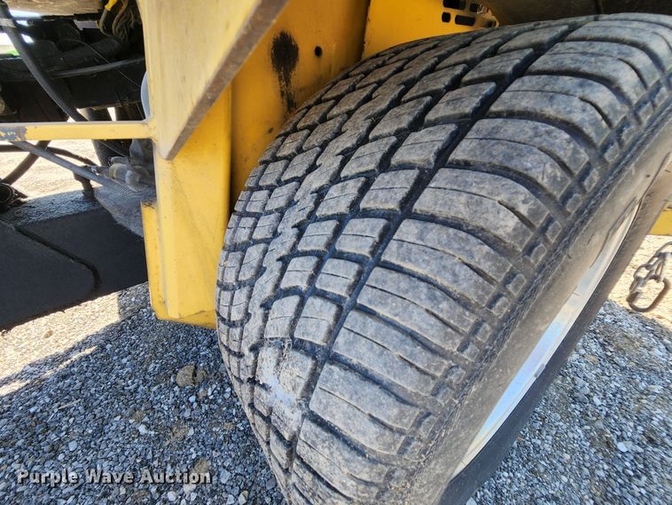 image for item MK9020 2006 Terramite TSS38  broom