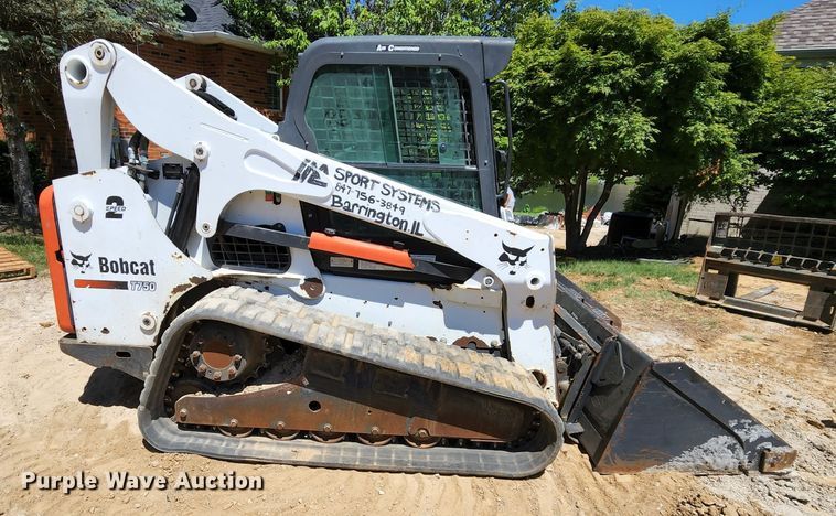 image for item MK9022 2011 Bobcat T750  tracked skid steer loader
