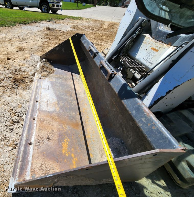 image for item MK9022 2011 Bobcat T750  tracked skid steer loader