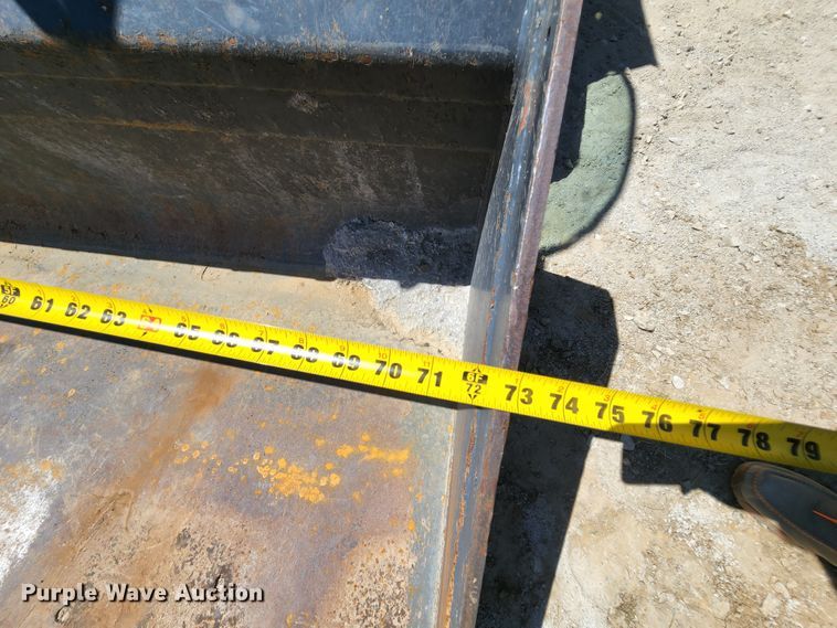 image for item MK9022 2011 Bobcat T750  tracked skid steer loader