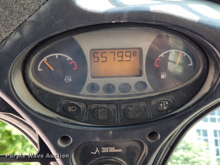 image for item MK9022 2011 Bobcat T750  tracked skid steer loader