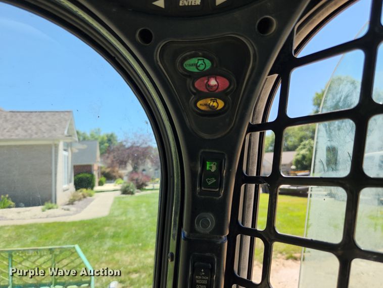 image for item MK9022 2011 Bobcat T750  tracked skid steer loader