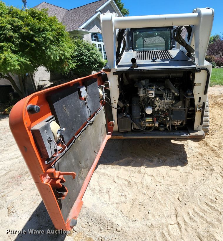 image for item MK9022 2011 Bobcat T750  tracked skid steer loader