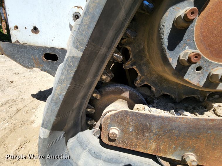 image for item MK9022 2011 Bobcat T750  tracked skid steer loader