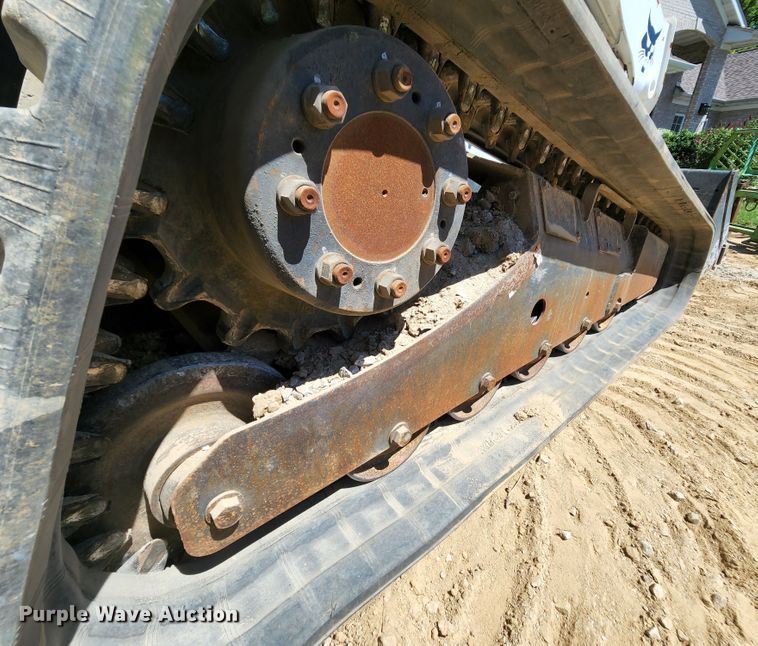 image for item MK9022 2011 Bobcat T750  tracked skid steer loader