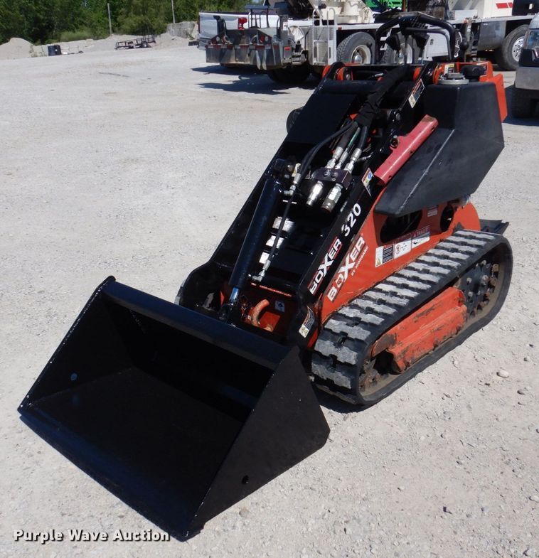image for item MU9656 2017 Morbark 320  compact utility loader