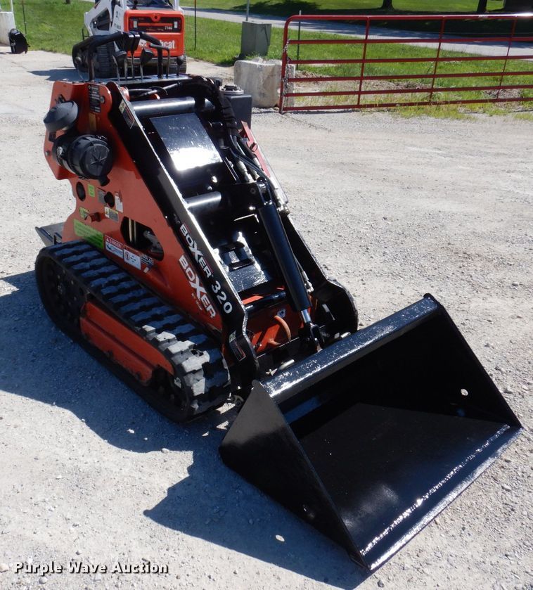 image for item MU9656 2017 Morbark 320  compact utility loader