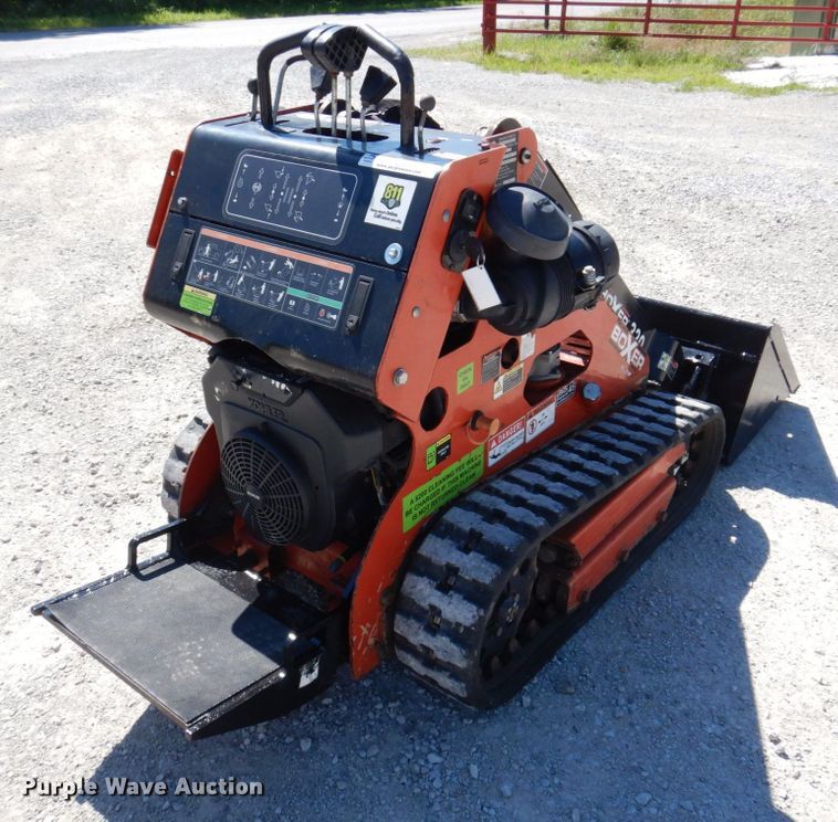 image for item MU9656 2017 Morbark 320  compact utility loader