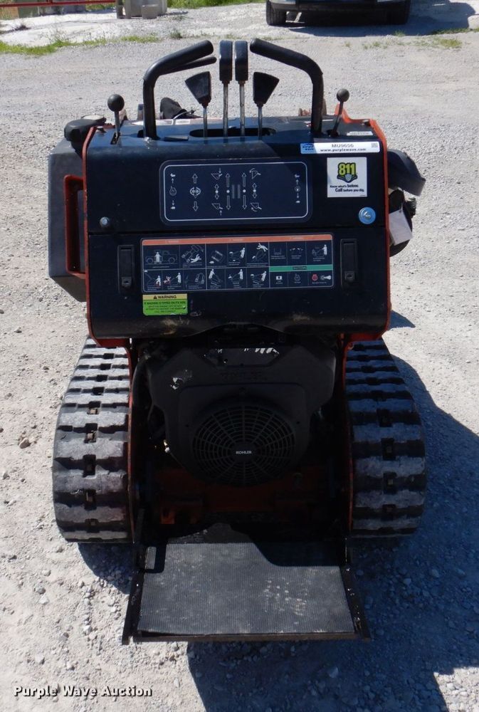 image for item MU9656 2017 Morbark 320  compact utility loader