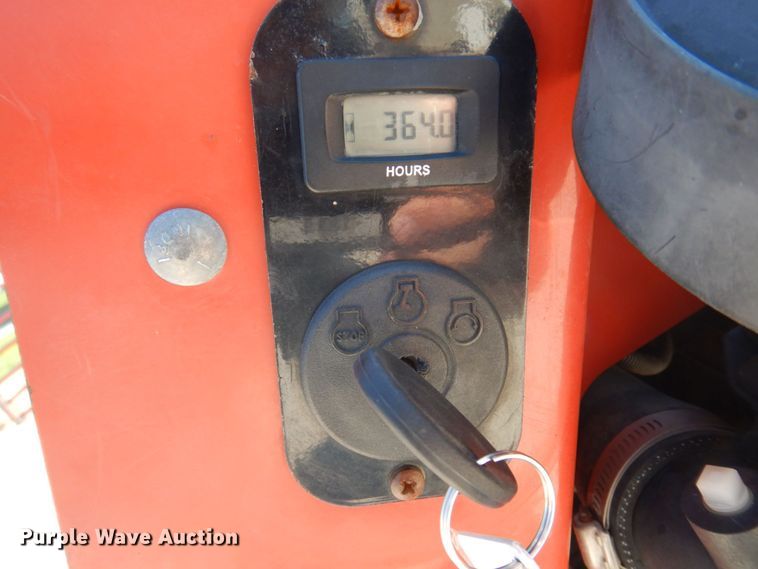 image for item MU9656 2017 Morbark 320  compact utility loader