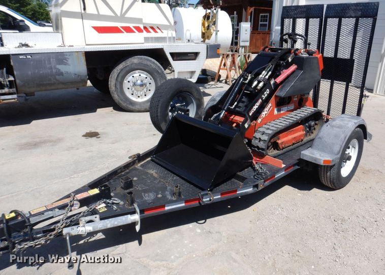 image for item MU9656 2017 Morbark 320  compact utility loader