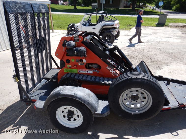 image for item MU9656 2017 Morbark 320  compact utility loader