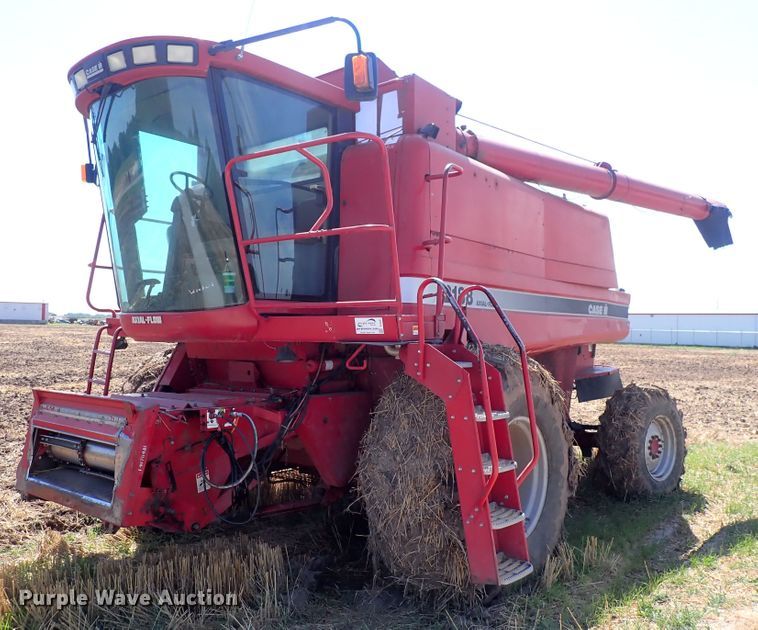 image for item DF5001 1996 Case IH 2188  combine