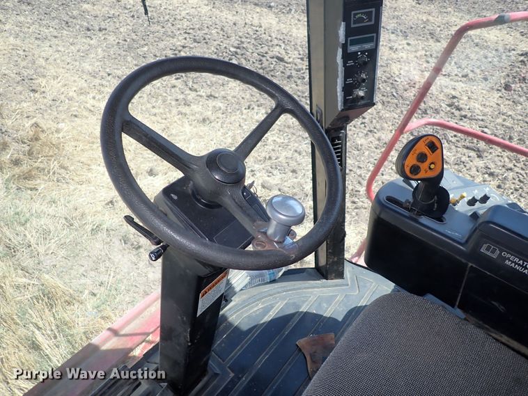 image for item DF5001 1996 Case IH 2188  combine