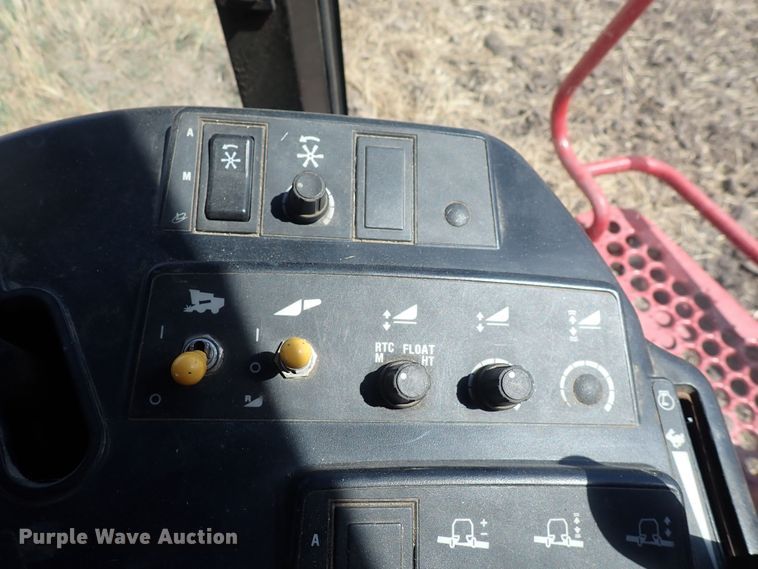 image for item DF5001 1996 Case IH 2188  combine