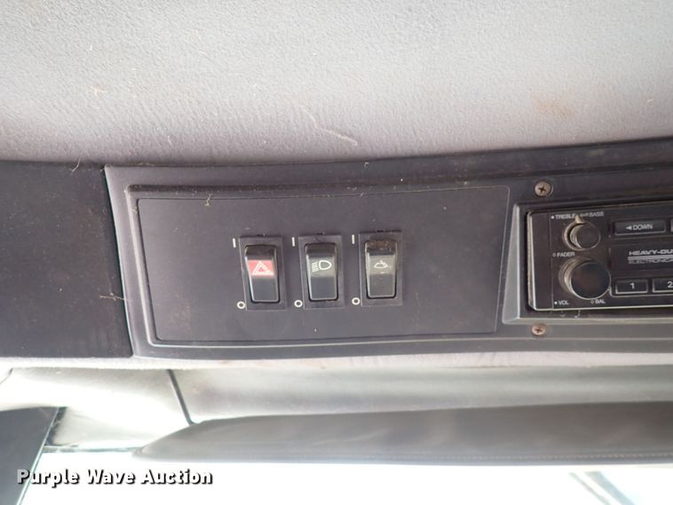 image for item DF5001 1996 Case IH 2188  combine