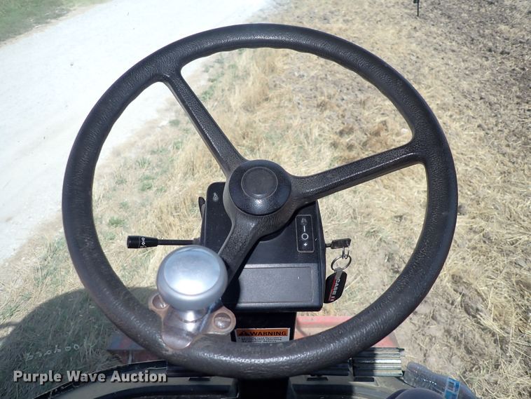 image for item DF5001 1996 Case IH 2188  combine