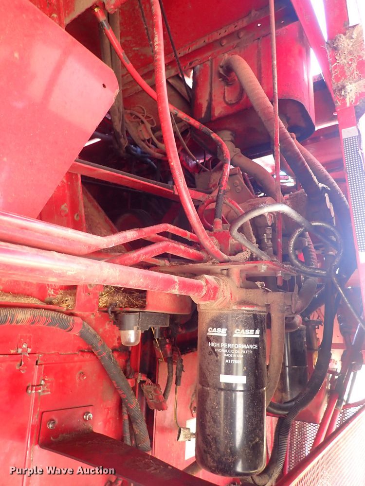 image for item DF5001 1996 Case IH 2188  combine