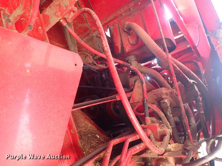 image for item DF5001 1996 Case IH 2188  combine