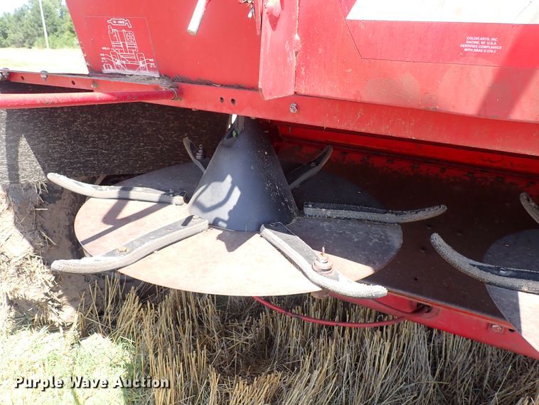 image for item DF5001 1996 Case IH 2188  combine