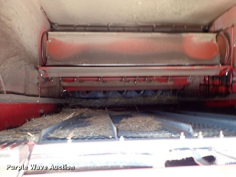 image for item DF5001 1996 Case IH 2188  combine