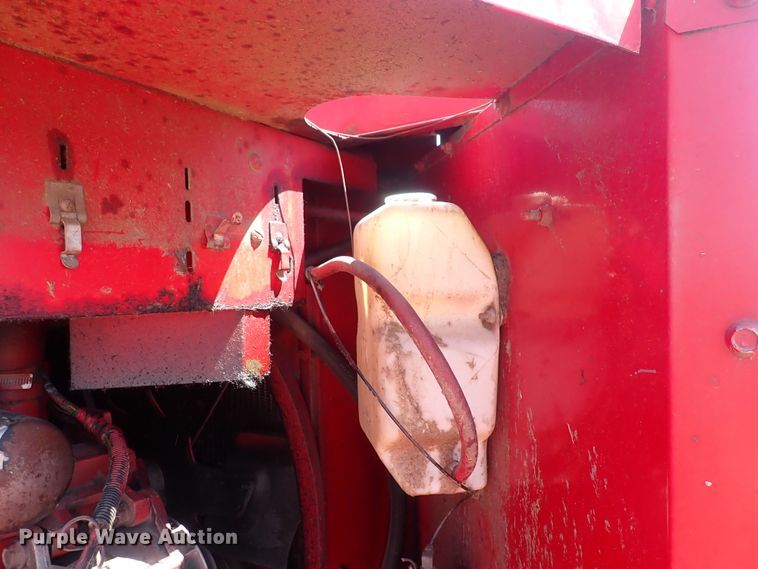 image for item DF5001 1996 Case IH 2188  combine