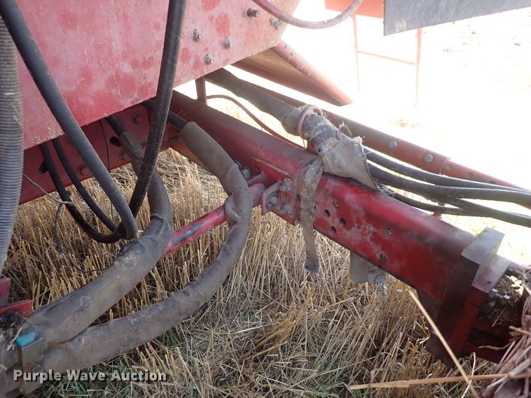 image for item DF5001 1996 Case IH 2188  combine