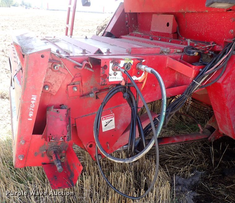 image for item DF5001 1996 Case IH 2188  combine