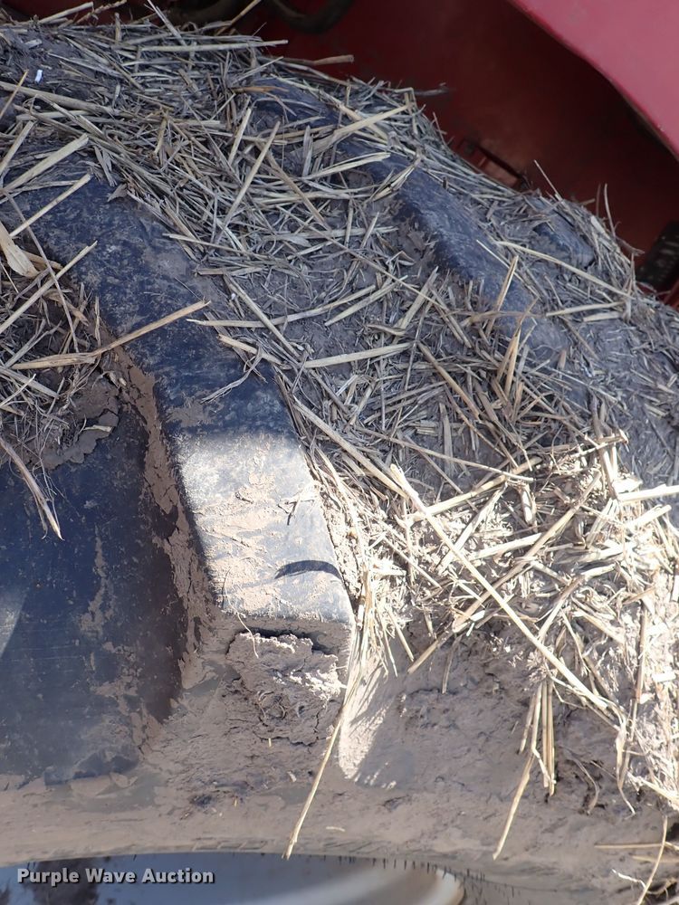 image for item DF5001 1996 Case IH 2188  combine