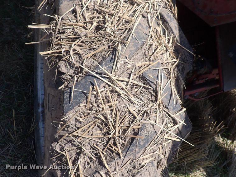 image for item DF5001 1996 Case IH 2188  combine