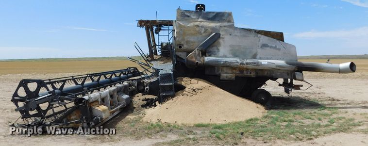 image for item DJ7668 2011 Gleaner S67 Tritura  combine