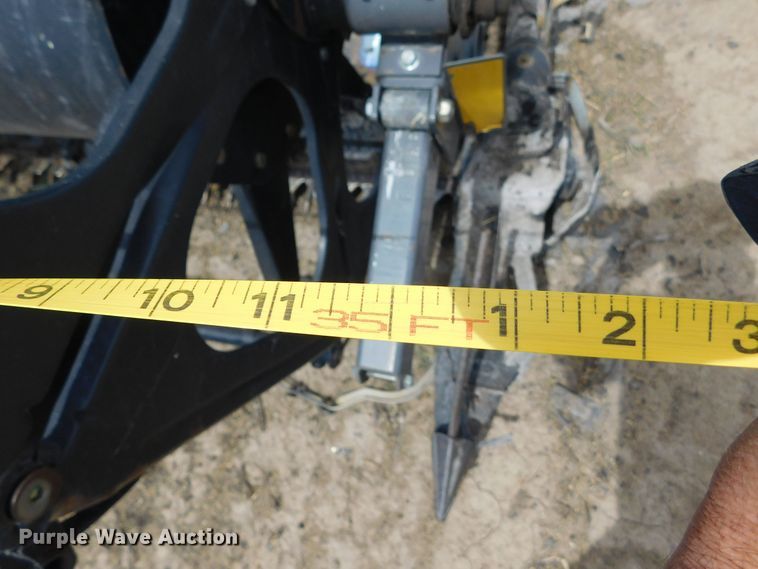 image for item DJ7668 2011 Gleaner S67 Tritura  combine