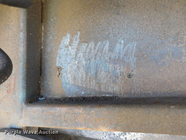 image for item DJ7668 2011 Gleaner S67 Tritura  combine