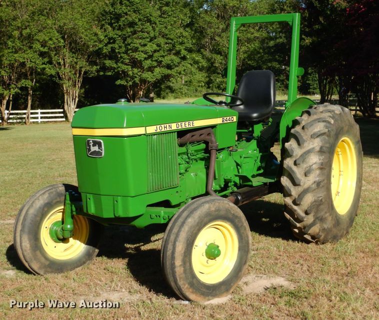 image for item DK0362 1978 John Deere 2440  tractor