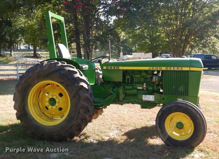 image for item DK0362 1978 John Deere 2440  tractor