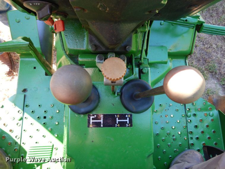 image for item DK0362 1978 John Deere 2440  tractor