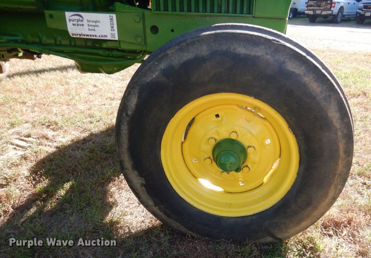 image for item DK0362 1978 John Deere 2440  tractor