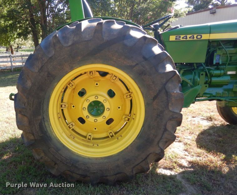 image for item DK0362 1978 John Deere 2440  tractor