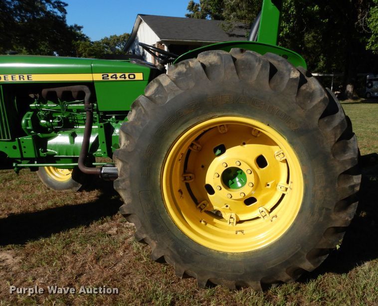 image for item DK0362 1978 John Deere 2440  tractor