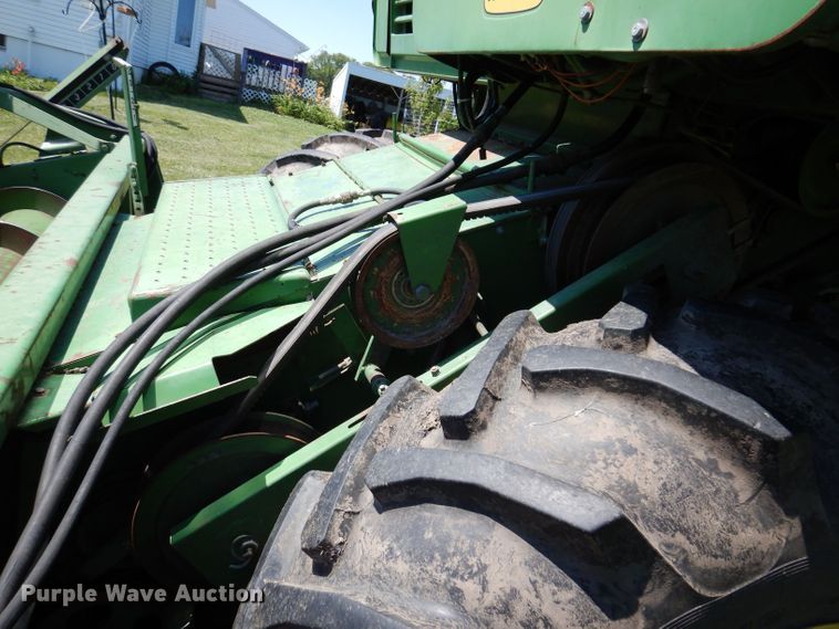 image for item DK2012 1975 John Deere 4400  combine