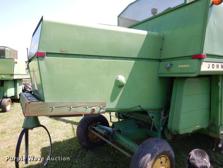 image for item DK2012 1975 John Deere 4400  combine